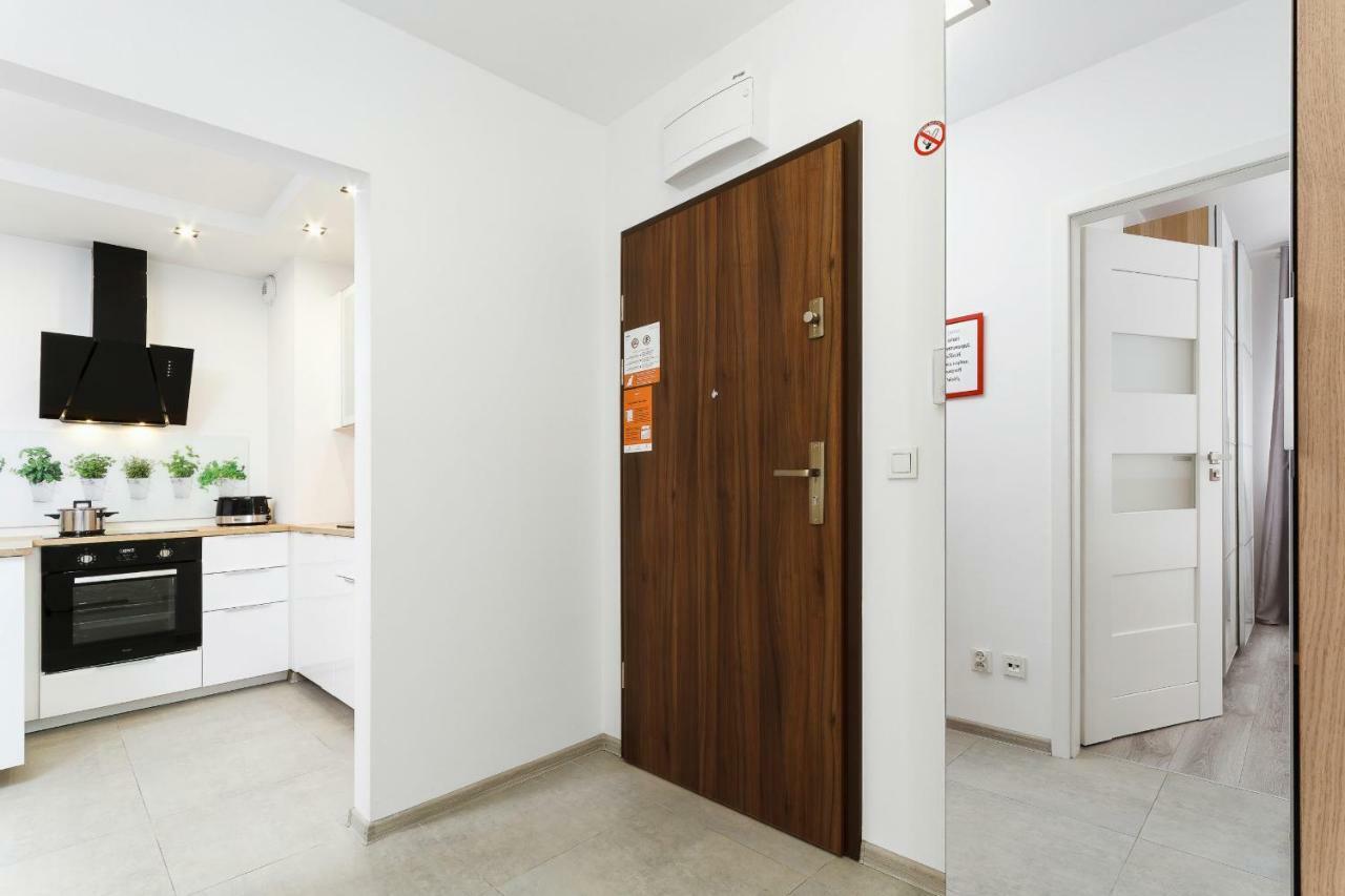 Apartments Claro II By Noclegi Renters كراكوفيا المظهر الخارجي الصورة